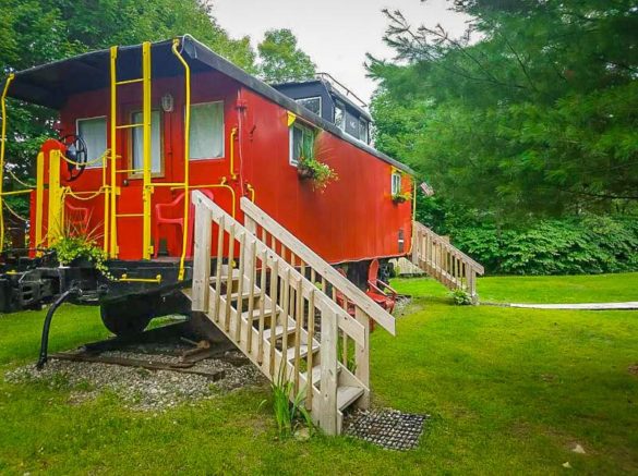 25 Best Airbnbs In The White Mountains (nh): Cabins + Treehouses