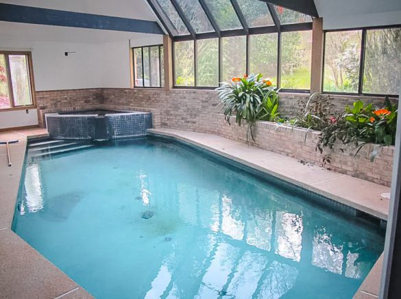 airbnbs with indoor pools near me