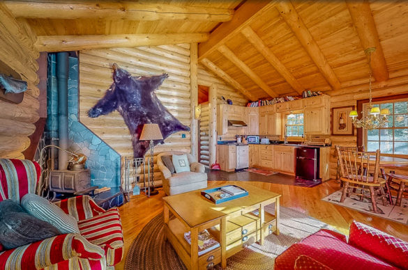 13 Cabin Rentals In Maine: Cozy Log Cabins + Lake Cottages For Rent